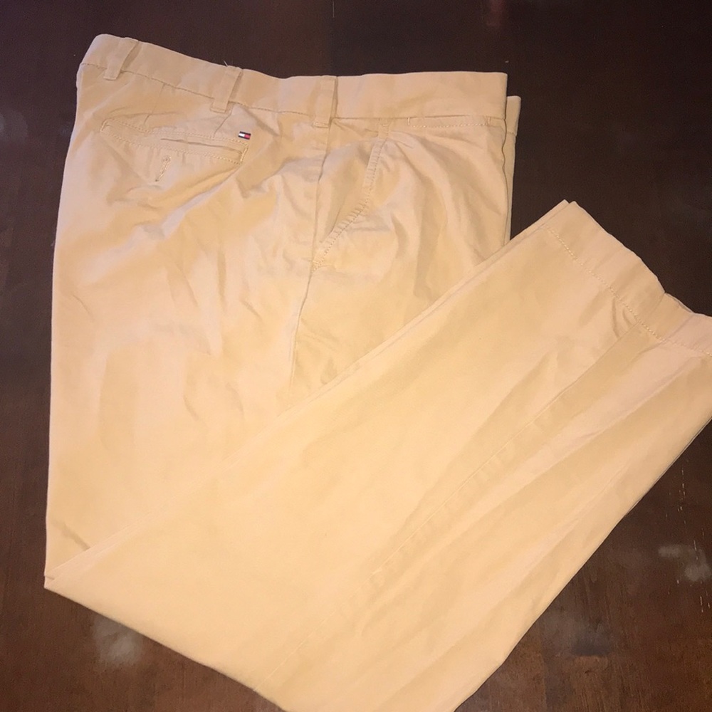 Tommy Hilfiger custom fit chinos